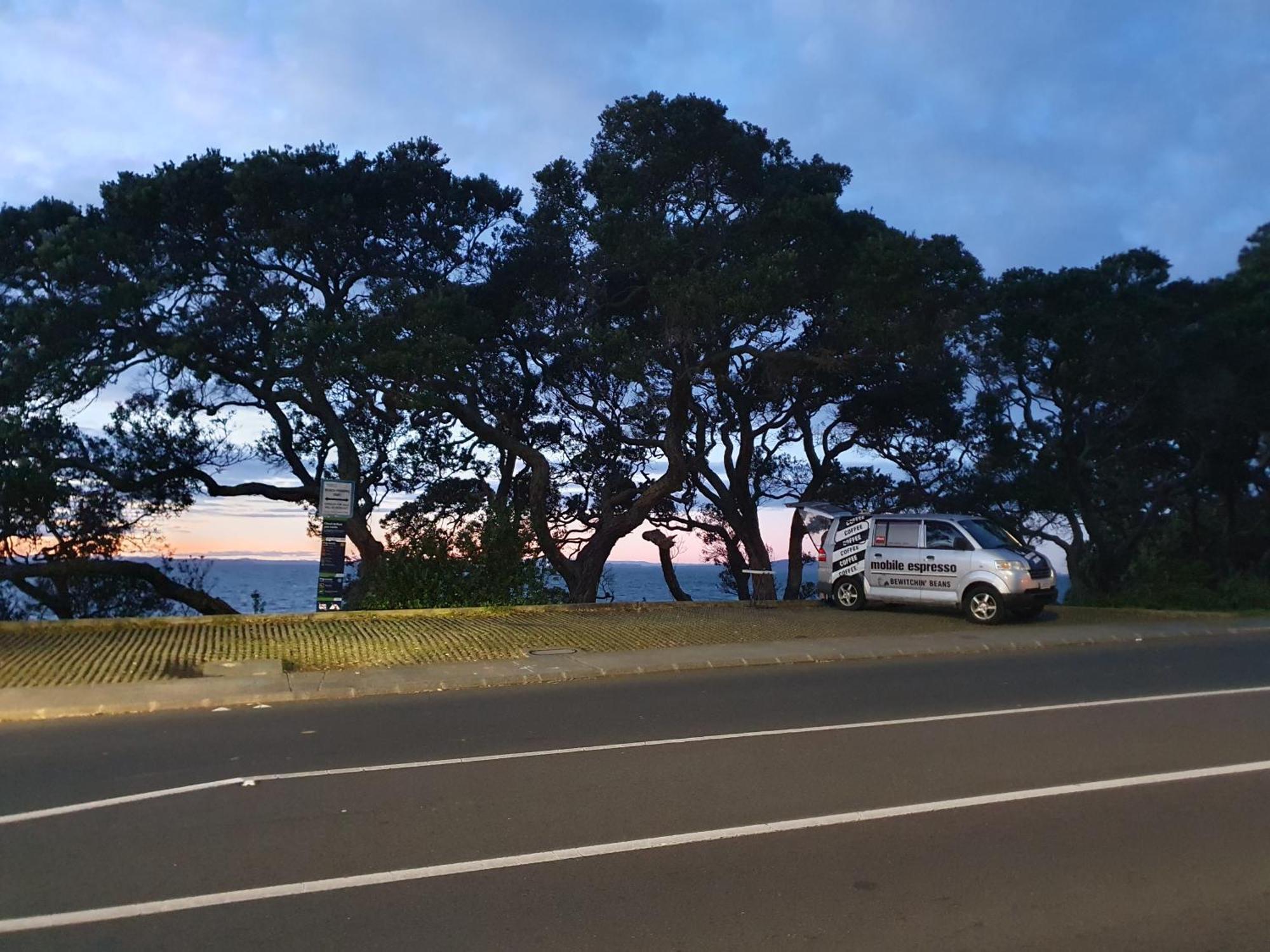 Whangaparaoa Lodge Bagian luar foto