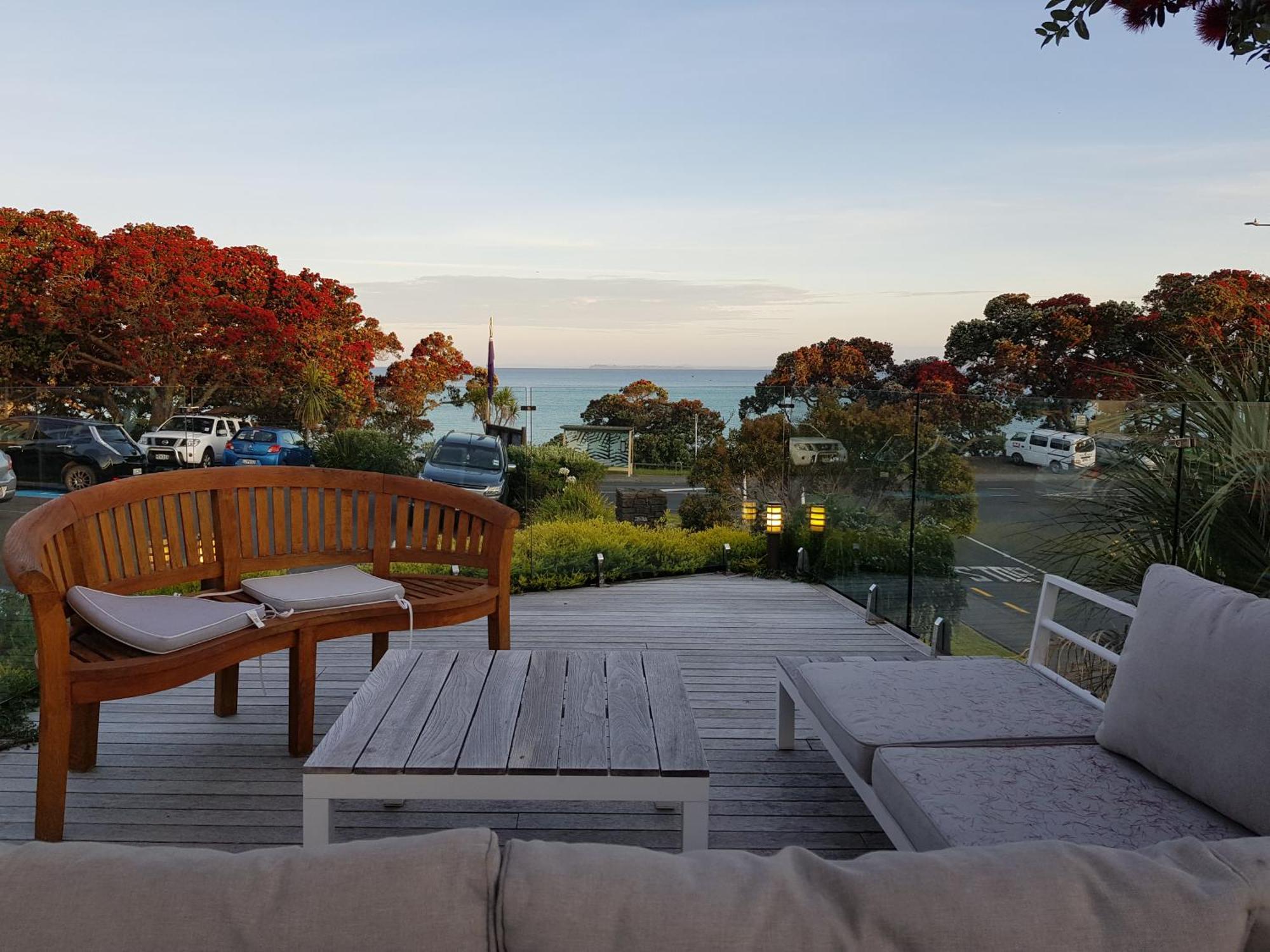Whangaparaoa Lodge Bagian luar foto