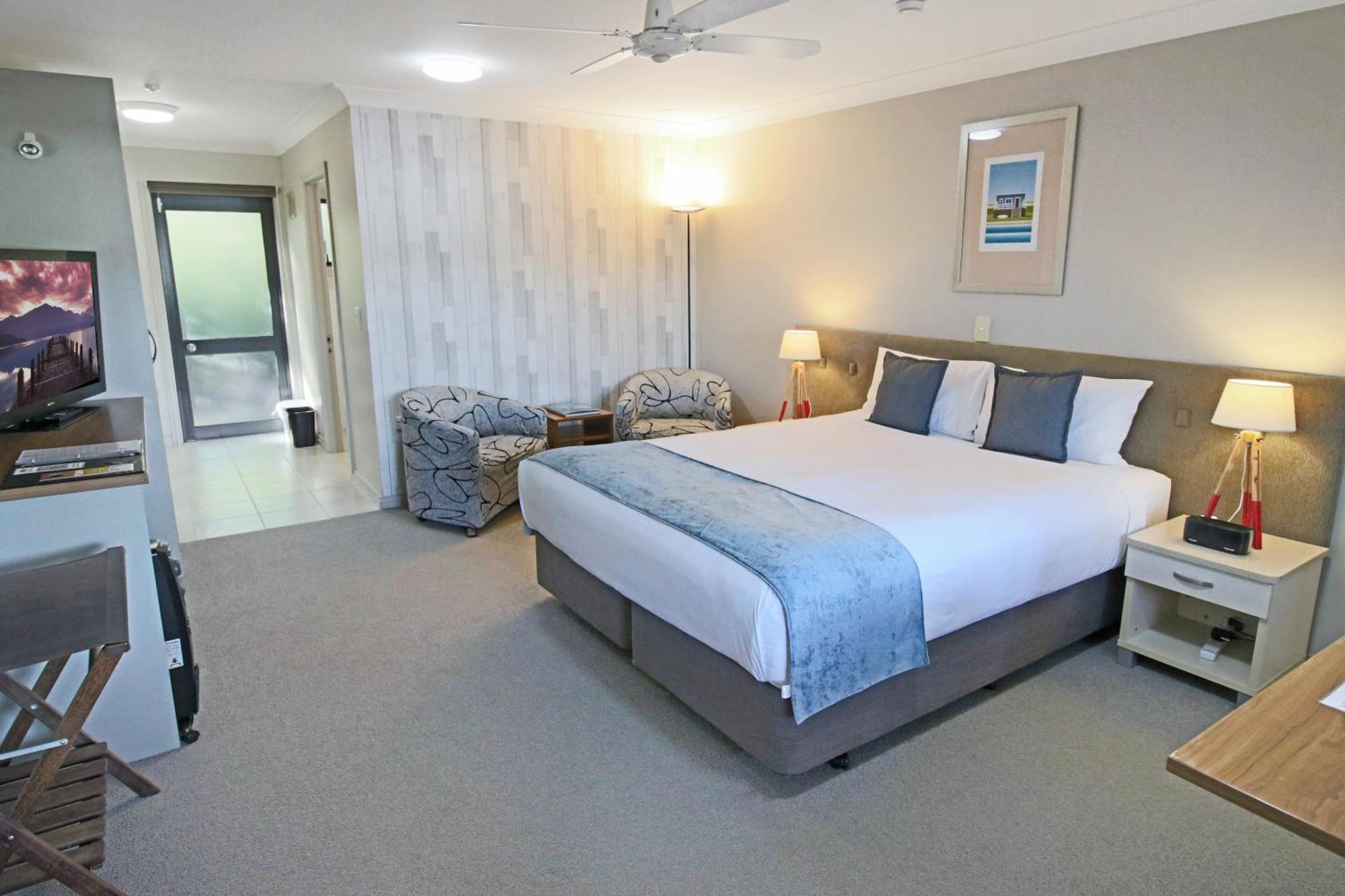Whangaparaoa Lodge Bagian luar foto