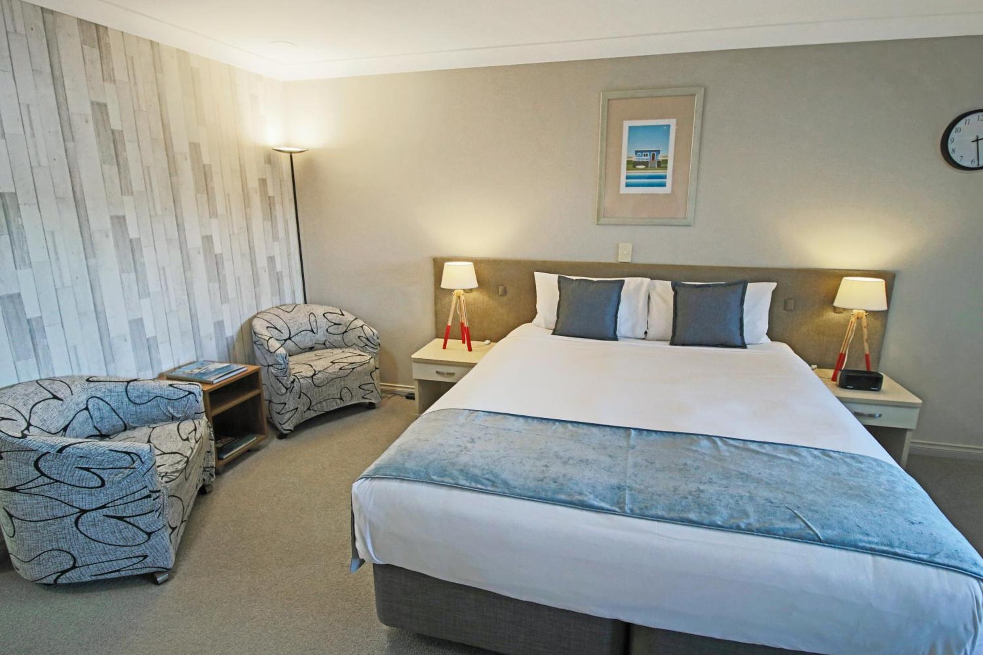 Whangaparaoa Lodge Bagian luar foto