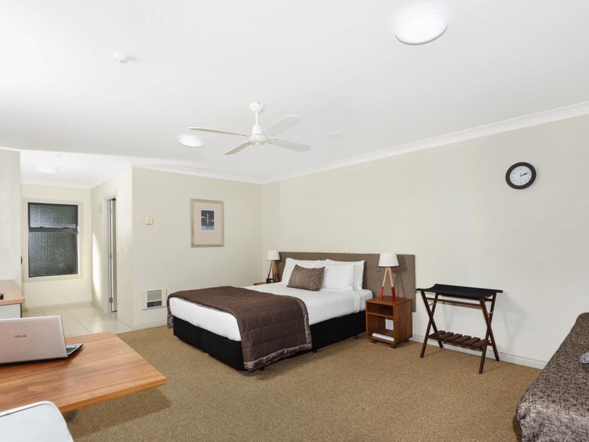 Whangaparaoa Lodge Bagian luar foto